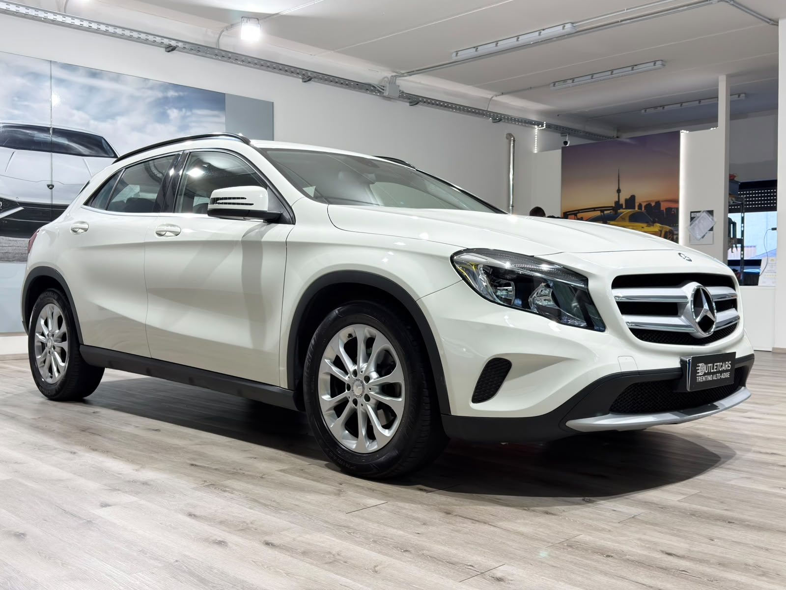 Mercedes-Benz GLA 200 D 4Matic Automatic Premium
